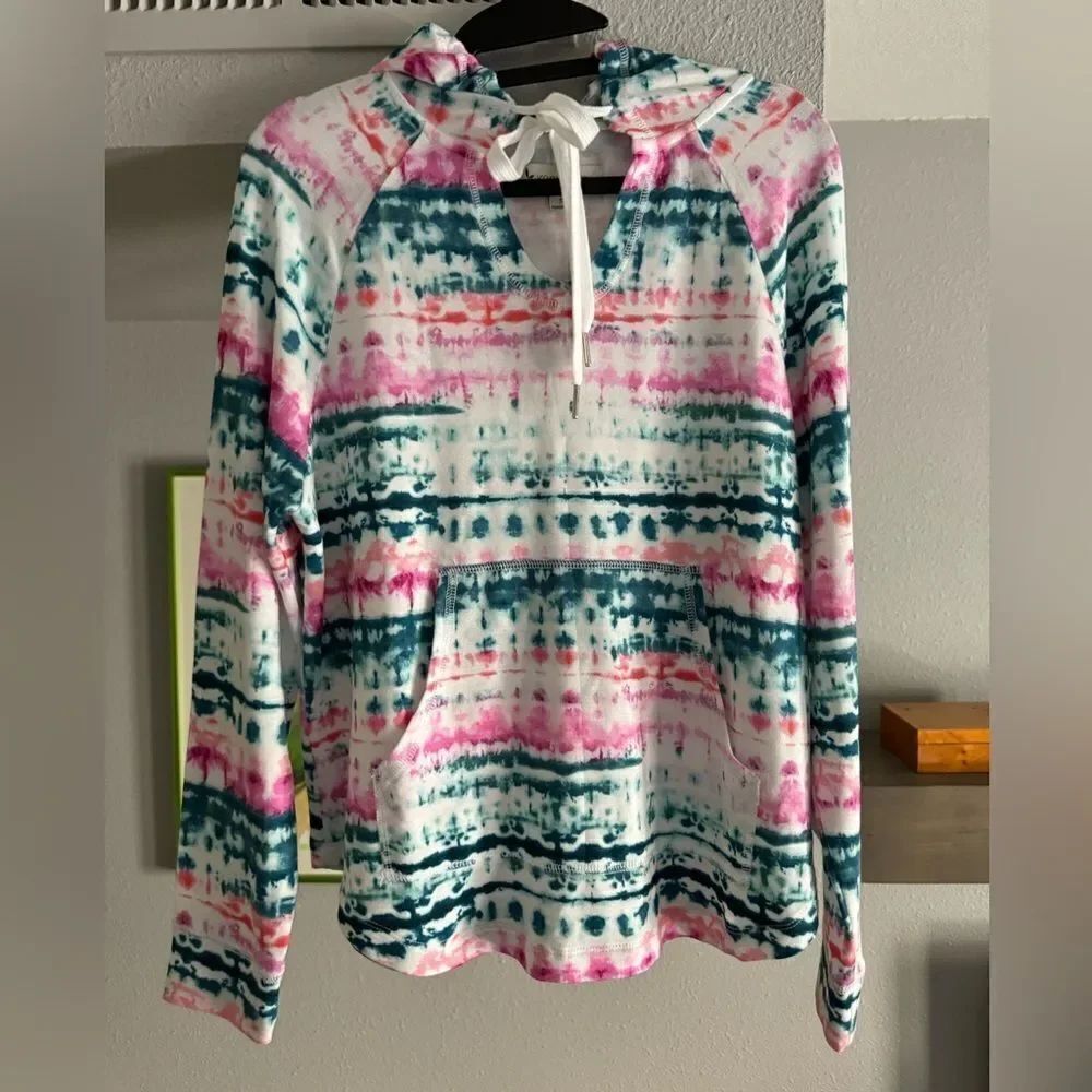 Koolaburra by Ugg Tie-dye Hooded Pullover EUC SZ S